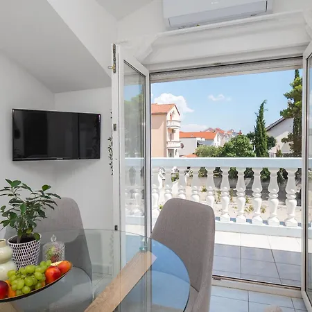 Relax Magnolia Apartment Vodice
